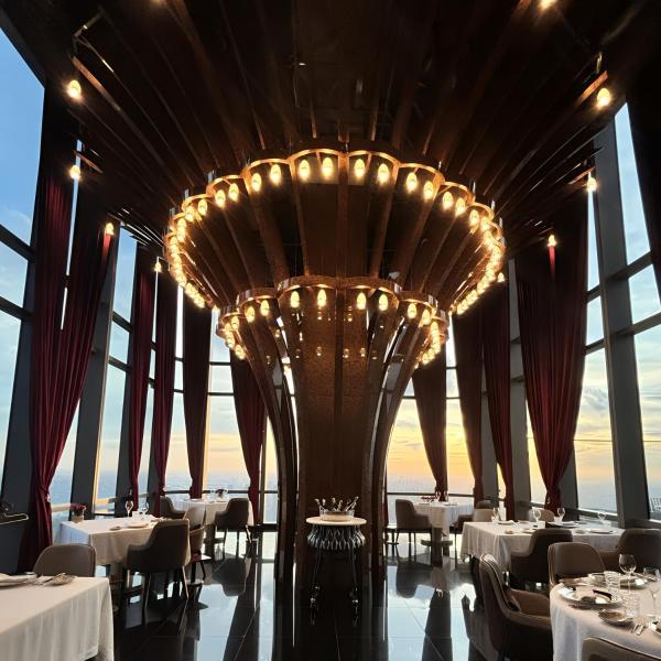 The Landmark Plus Véra Suite, Забронировать  Отели Хошимина с парковкой, Парковка
