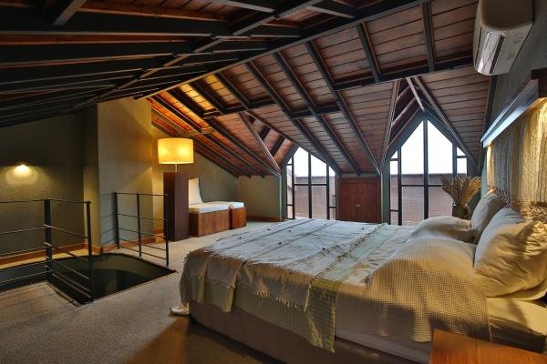 The Green Goose Hotel