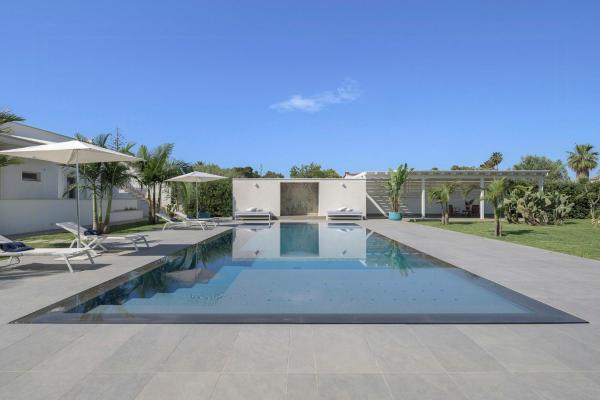 Modern Villa With Pool In Fontane Bianche, Забронировать  Villa Targia Syracuse Area