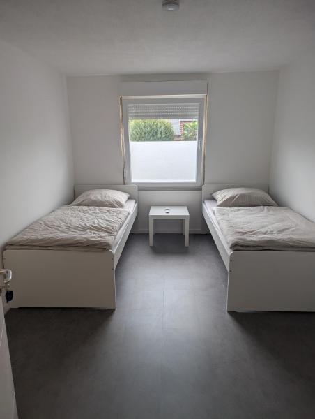 Monteurzimmer A Simon Haus 87, Забронировать  Юлих Северный Рейн-Вестфалия
