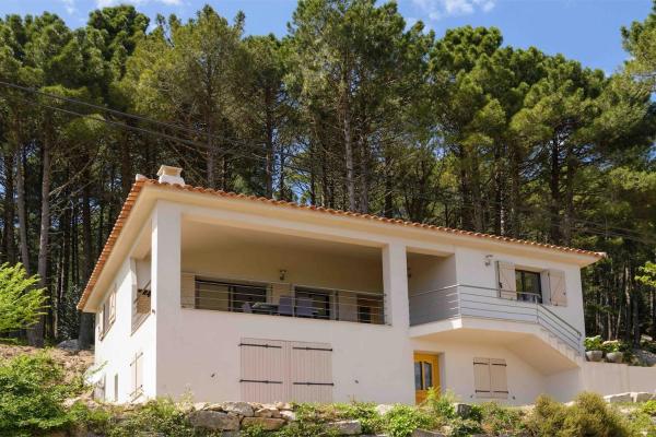 Entre mer et montagne Villa Cartalavonu, Забронировать  Порто-Веккьо 
