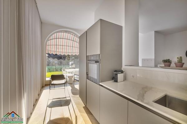 APT in Villa Bianca with Pool and air conditioning, Забронировать  Льерна Озеро Комо