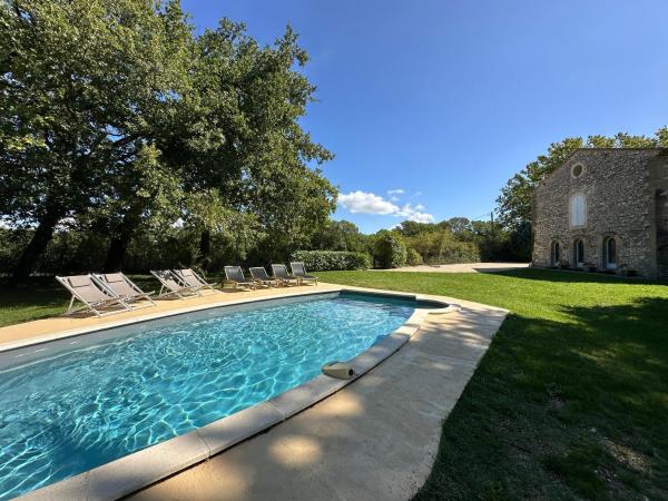 Villa des Cyprès - Charmante maison provençale - Jardin et piscine privés au cœur d un Domaine Viticole Château de Barbebelle Rognes - 10 personnes - Proche d\Aix-en Provence, Забронировать  Ронь Буш-дю-Рон