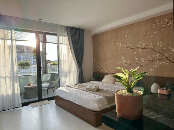 Liora Hotel Dalat, Забронировать  Далат Ламдонг, рядом с Площадь Лам Вьен