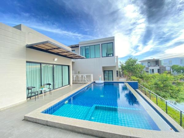 Lake View 3BR Villa with Private Pool Pattaya 30, Забронировать  Ban Nong Chap Tao Чонбури