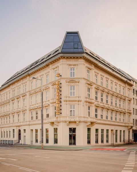 The Companion Vienna - just opened, Забронировать  Отели Вены с парковкой, рядом с Бургассе – Штадталле, Парковка