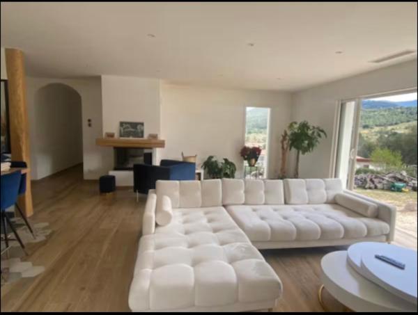 Villa 4 chambres à Castirla, Забронировать  Кастирла Upper Corsica