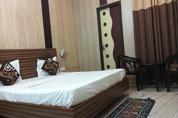 FabHotel Crown Inn, Забронировать  Гомти Нагар Лакхнау