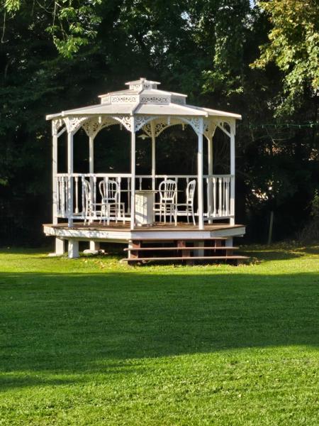 Le clos des oiseaux, Забронировать  Меньер Сомма