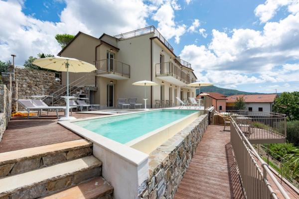 Relais Le Torri in Verici with Private Pool, Забронировать  Казарца-Лигуре Итальянская Ривьера