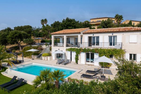 Villa Beau Rêve - Villa climatisée avec piscine, Забронировать  Отели Сен-Тропе залива с парковкой, Парковка