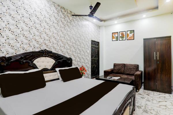 Hotel O by OYO Siya Ji Palace Guest House And Restaurant, Забронировать  Айодхья штат Уттар-Прадеш