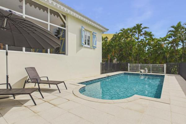 Belle villa avec piscine - Proche plage MQSL33, Забронировать  Bellevue Фор-де-Франс