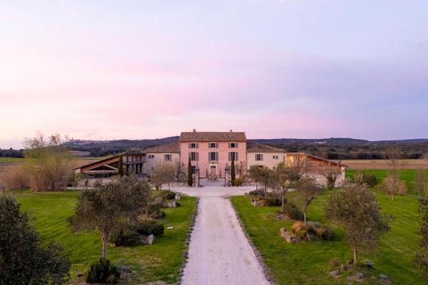 Domaine des Terres Noires, Забронировать  Ла-Гард-Адэмар Drôme Provençale