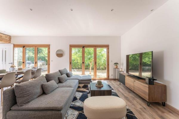 Villa le Trèfle with pool, Забронировать  Вело Буш-дю-Рон
