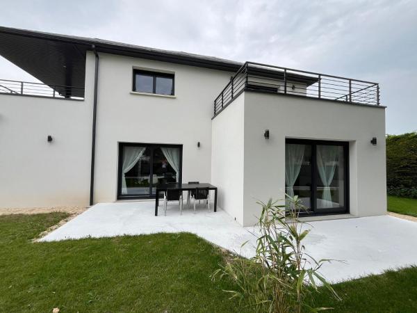 Villa LOM, 800m de la plage, Забронировать  Анель D-day Beaches