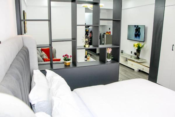 beautiful furnished studio apartment in kilimani with unbeatable city views ,child play area and amazing scenic views, Забронировать Апартаменты/квартира Найроби Каунти Кения
