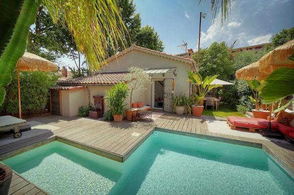 FRGK Villa Bohème Chic Private Pool UltraFast WiFi, Забронировать  Канне Альпы