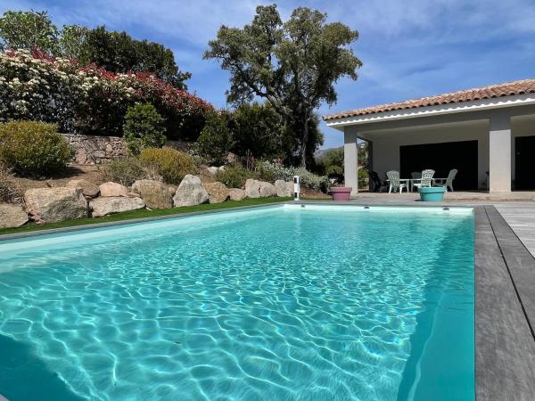 Villa Serenita vue mer, Забронировать  Отели South Corsica с парковкой, Парковка