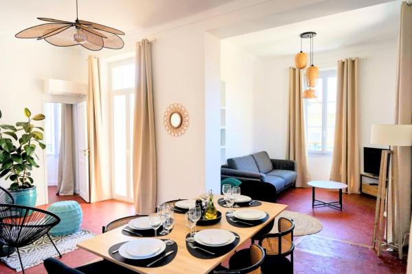 Villa de la Roche - Spacieux appartement bourgeois, Забронировать  Канны Приморские Альпы