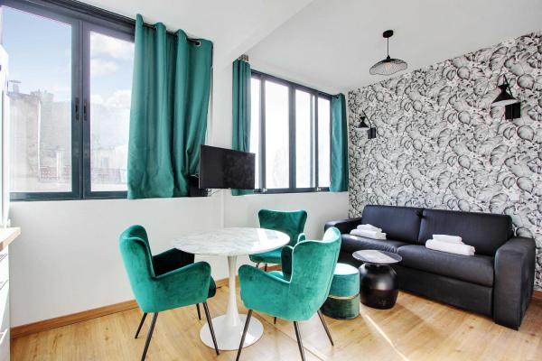 Bright studio-2P-4P-4P-Parc des Buttes Chaumont, Забронировать  Париж Иль-де-Франс, рядом с Пирене