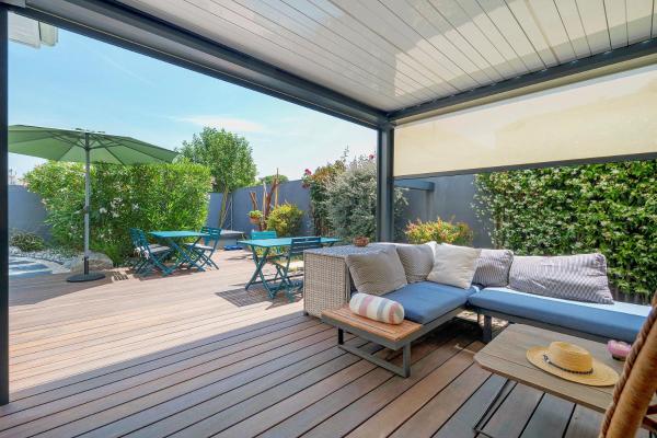 Chambres D\hôtes Authentique Pornic, Забронировать  Отели Loire-Atlantique с парковкой, Парковка