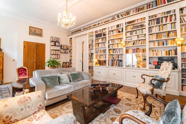 Victor Hugo - Charmante Villa de Luxe, Забронировать  Отели Парижа с парковкой, рядом с Музей Даппера, Парковка