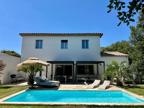 Villa Jungle - Piscine & Clim, Забронировать  Сен-Максимен-ла-Сент-Бом Green Provence