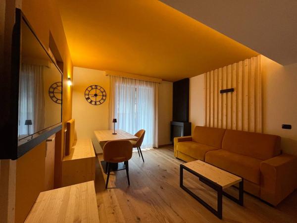 Rauzi apartments, Забронировать Апартаменты/квартира Отели Валь-ди-Соле с парковкой, Парковка