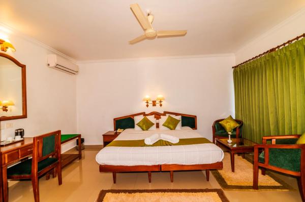 Periyar Meadows Leisure Hotel, Забронировать  Отели штата Кералы с завтраком, Завтраки