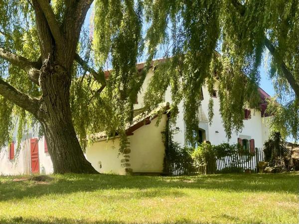 Chambres Tables d\Hôtes Lukugaraia, Забронировать  Иольди 