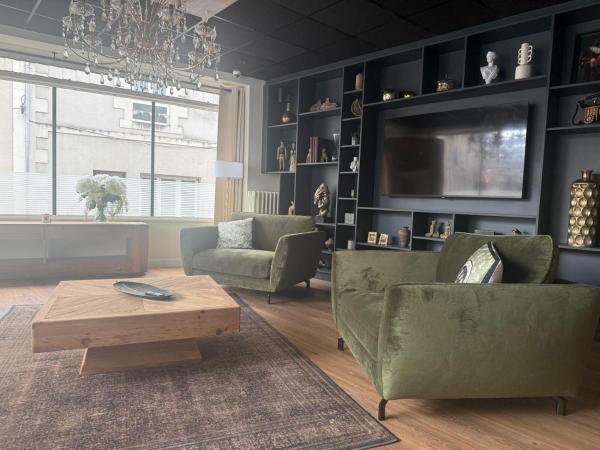 Arcades Hôtel - Cholet, Забронировать  Шоле Замок Пюи-дю-Фу