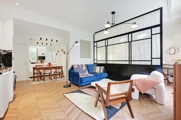 NoChichi Collections - Saint-Sulpice, Забронировать  Париж Иль-де-Франс, рядом с Вавен
