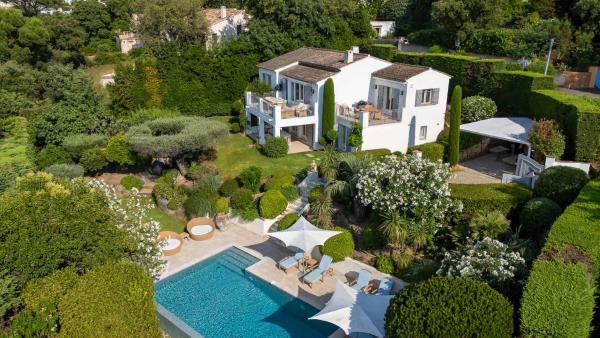 Villa Manza, Забронировать  Сен-Тропе Сен-Тропе залива, рядом с Domaine de la Baratonne
