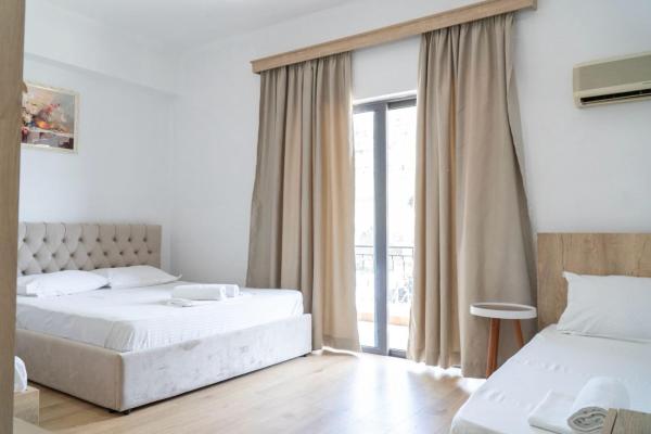 Sunny Days Hotel, Забронировать  Саранда Область Влёра