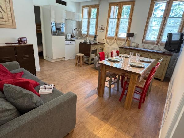 L\Etoile des 2 Villages - Résidence le JANREMON - Rez-de-chaussée - Accès skis aux pieds, Забронировать  Ле-дез-Альп Oisans