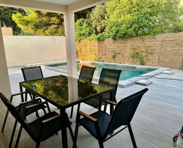 Villa Azureva- Pool & Beach, Забронировать  Портирань 