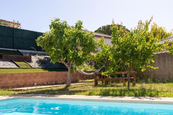 Villa paisible, piscine, BBQ & terrain de pétanque, Забронировать  Кане-ан-Руссийон Лангедок-Руссильона