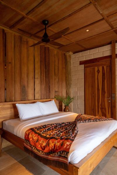 Elo-pare Homestay, Забронировать  Sumba 