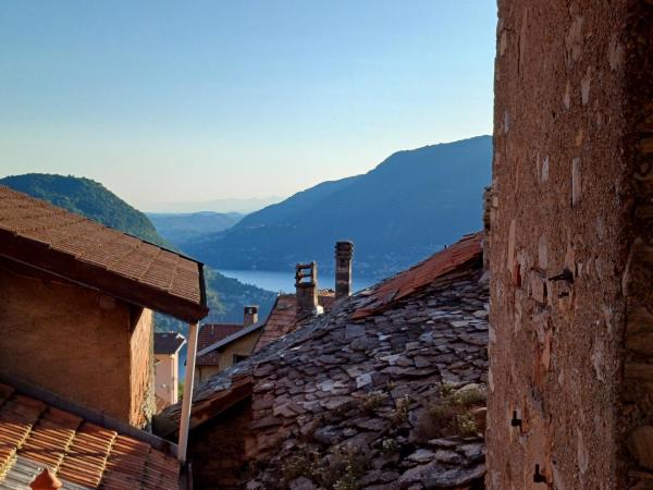 La Piccola Via Delle Rose, Забронировать  Фаджето-Ларио Озеро Комо
