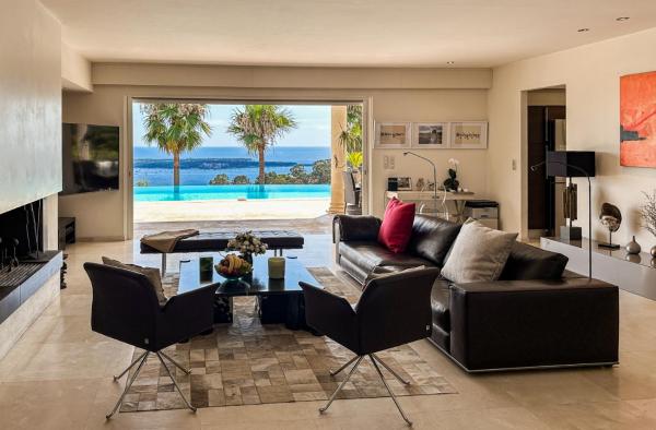 Villa Clos des Iles, Super Cannes, Забронировать  Отели Приморских Альпы с парковкой, Парковка