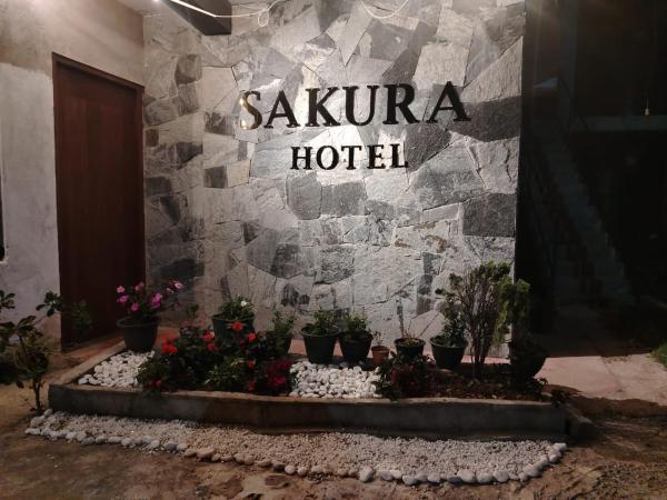 Sakura Hotel, Забронировать Дом для отпуска Отели Округа Галле с парковкой, Парковка