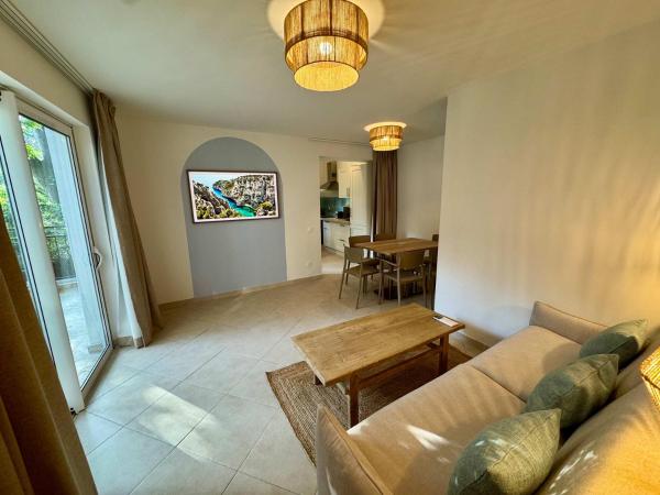 Villa Onyra - La Cabane du Pêcheur - Villa avec jardin à 100m de la mer, Забронировать  Сен-Сир-сюр-Мер Bandol Wine Route