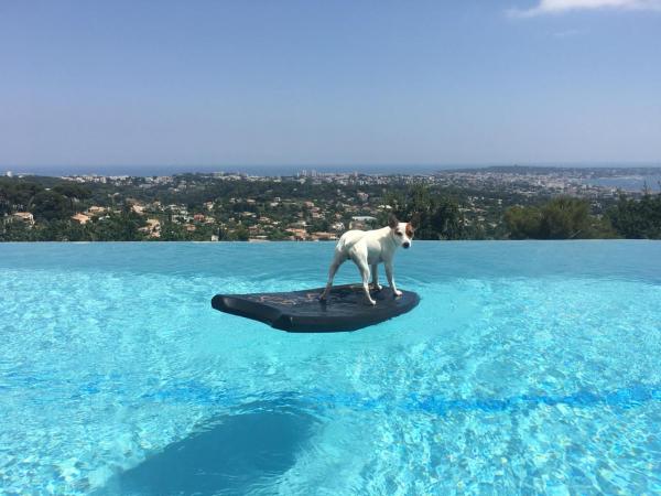 Villa Antibes 180 Seawieu, Забронировать  Отели Приморских Альпы с парковкой, Парковка