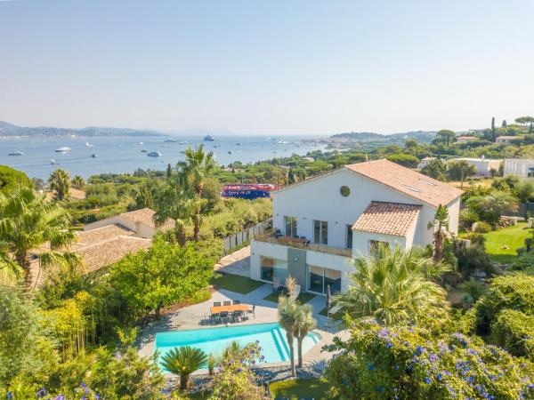 Villa Joia 2 vue mer 7 chambres, Забронировать  Сен-Тропе Сен-Тропе залива