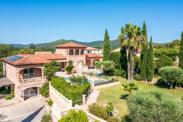 Villa Moniris Provence Bliss and Pool, Забронировать  Ла-Кро Var coast