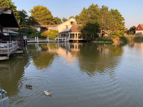 Large lakeside house - Mayvillage, Забронировать  Ле-Туке-Пари-Плаж Opal Coast