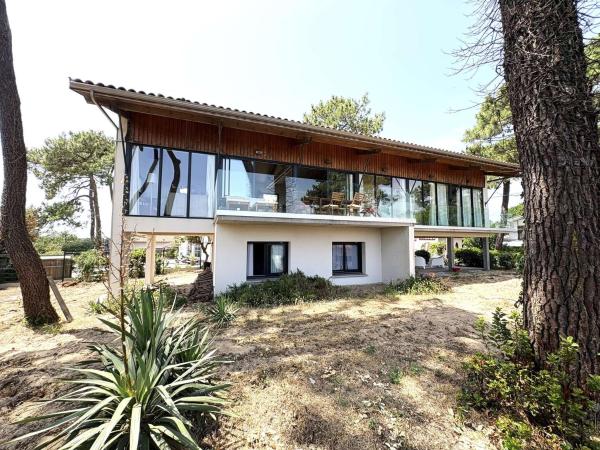 Villa moderne pour 10 pers. sans WiFi, proche Bassin dArcachon - FR-1-736-64, Забронировать  Отели Аквитаний с парковкой, Парковка