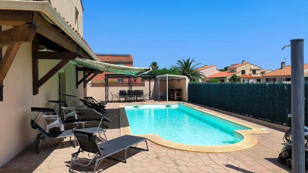 Villa avec piscine a 6 min du port Saint-Cyprien, Забронировать  Сен-Сиприен-Плаж Лангедок-Руссильон