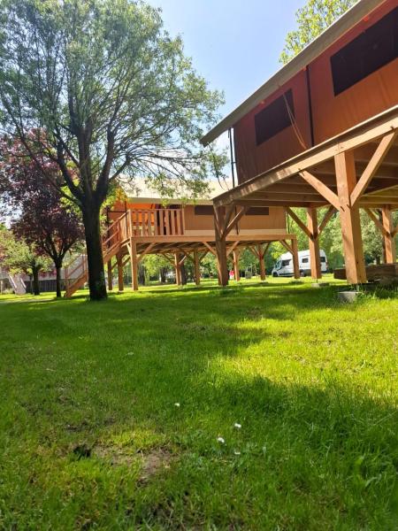 Camping Au Bord de Loire